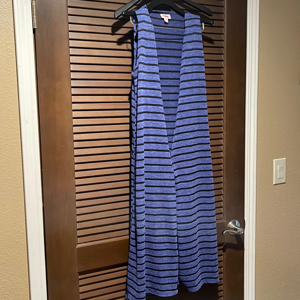 LulaRoe "Joy" Women's Long blue/black
Duster Size XS